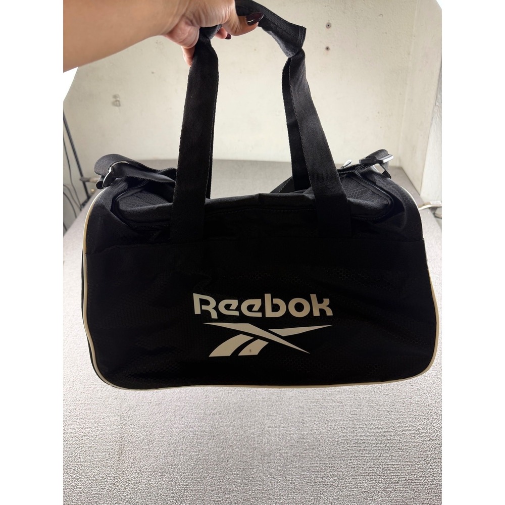 Reebok Duffle Bag Men Black Geometric Vector Adjustable Strap Athletic Sporty